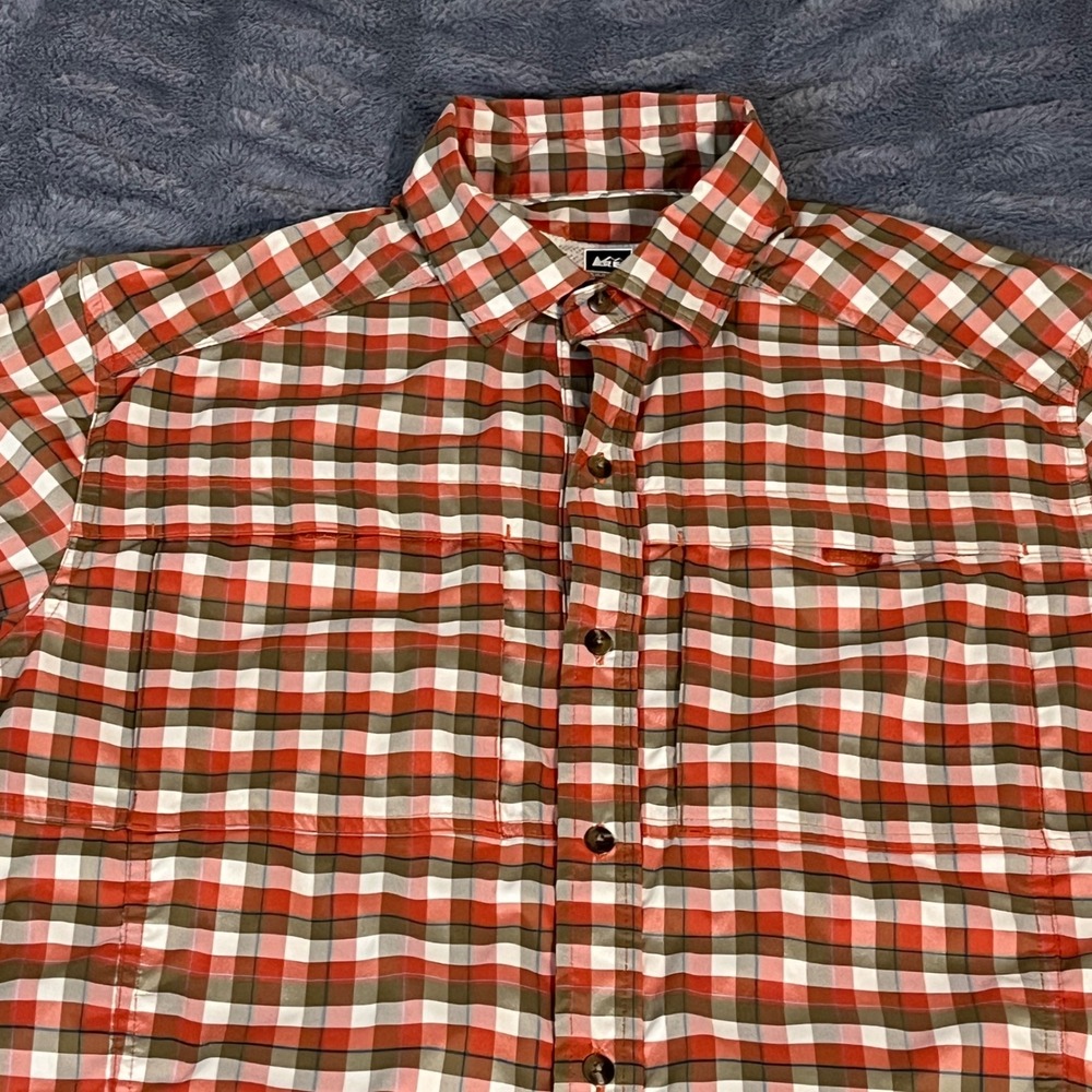 REI Mens Plaid Short Sleeve‎ Button Up Shirt Size Medium Outdoor Camping Hiking